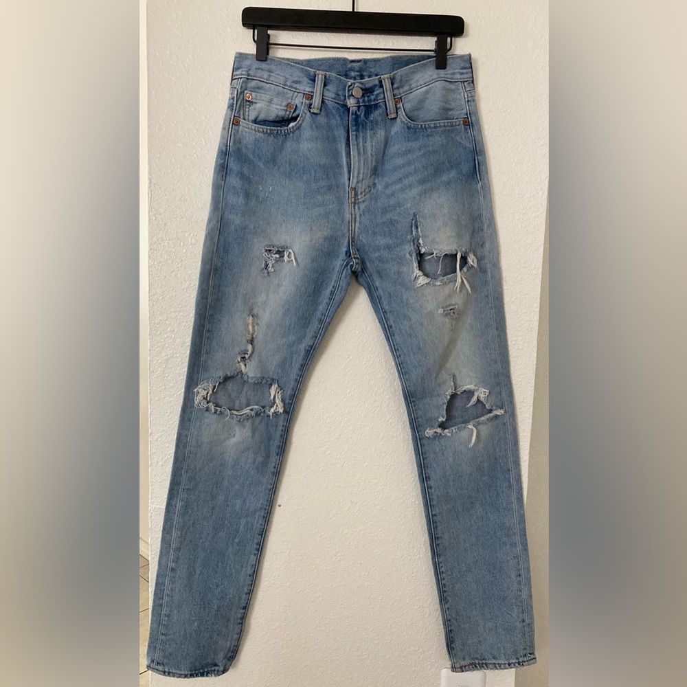 Levi jeans